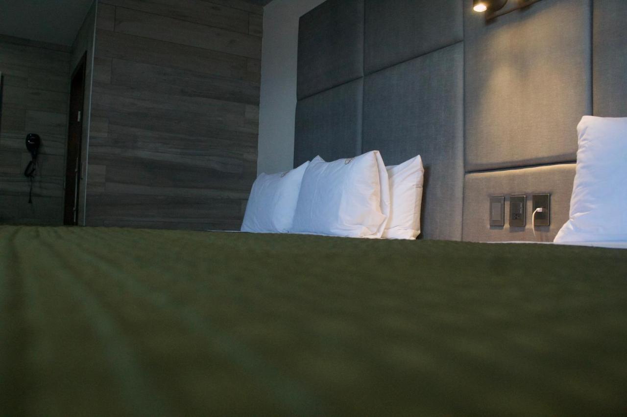 Hotel Grand One Plaza Tijuana Zewnętrze zdjęcie