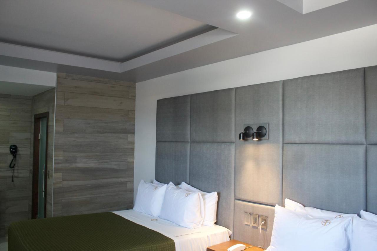 Hotel Grand One Plaza Tijuana Zewnętrze zdjęcie