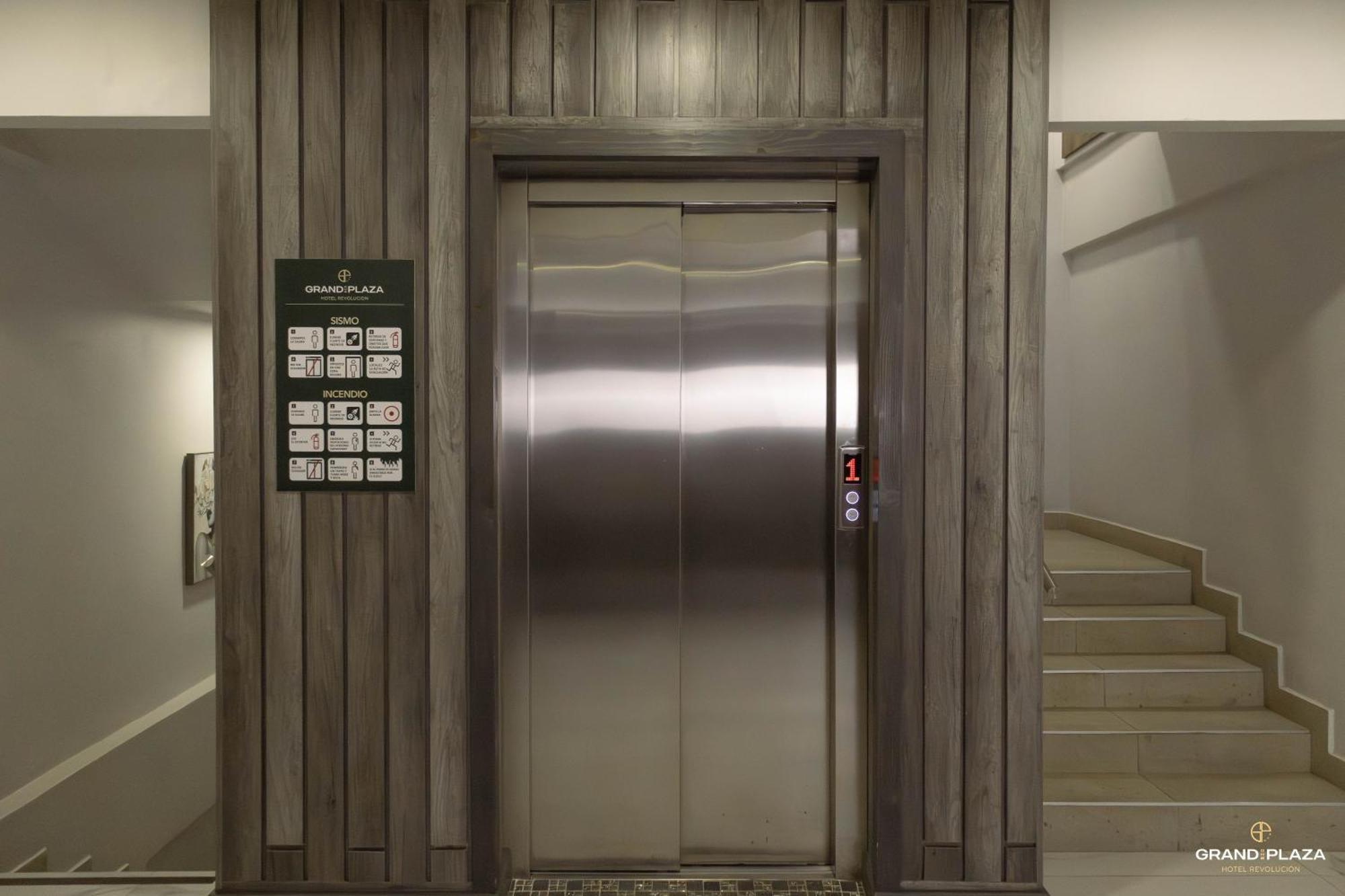 Hotel Grand One Plaza Tijuana Zewnętrze zdjęcie